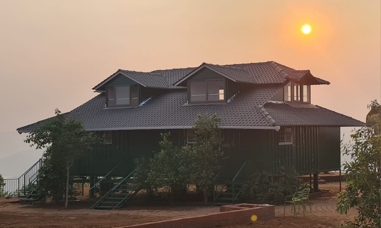Backwater Cabins Koyna